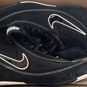 Nike wrestling shoes
